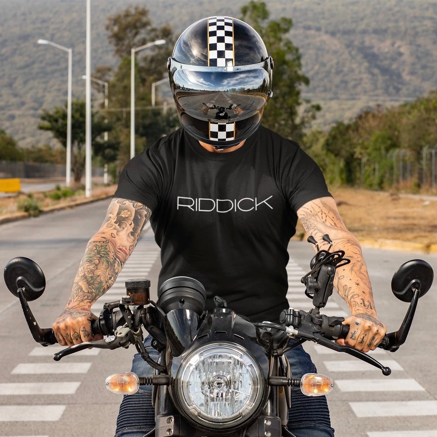 RIDDICK TEES - Riddick Shoes T-Shirt Riddick Shoes